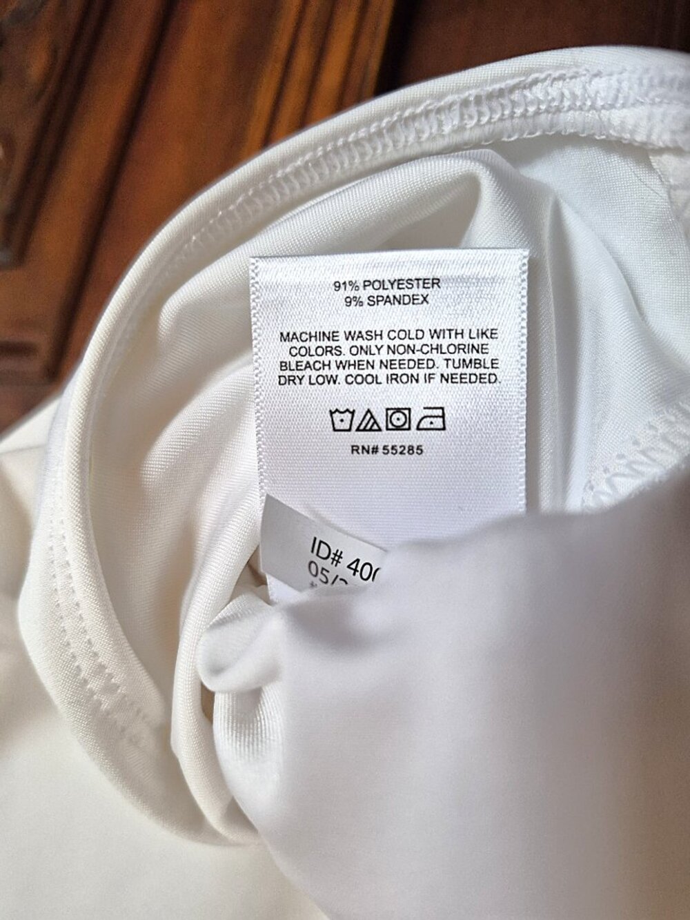 NWT Express V-Neck Bodysuit - Picture 7 of 7